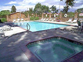 Austin'S Chuckwagon Motel Torrey Exterior photo